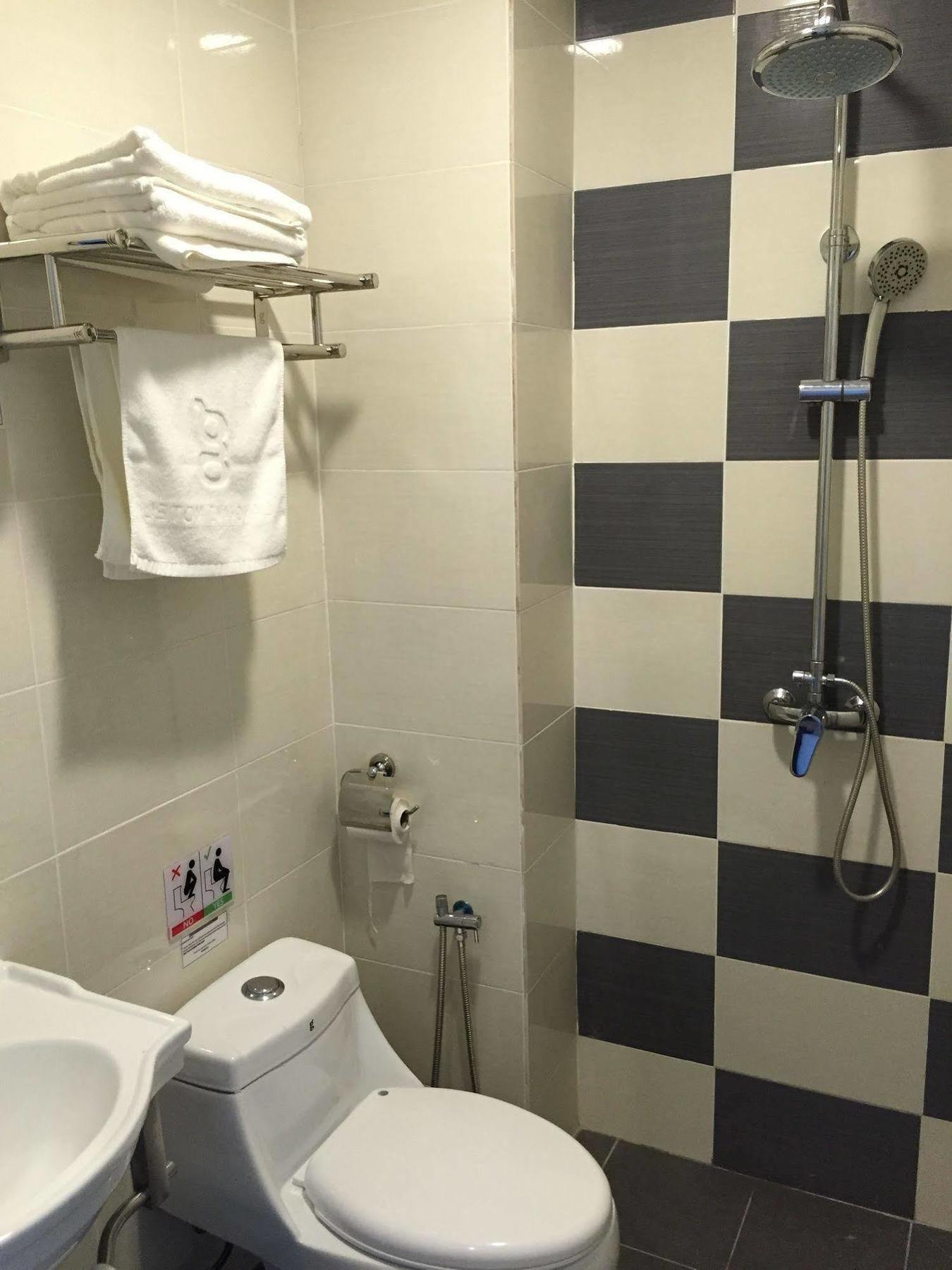 G Langkawi Motel Kuah Bagian luar foto