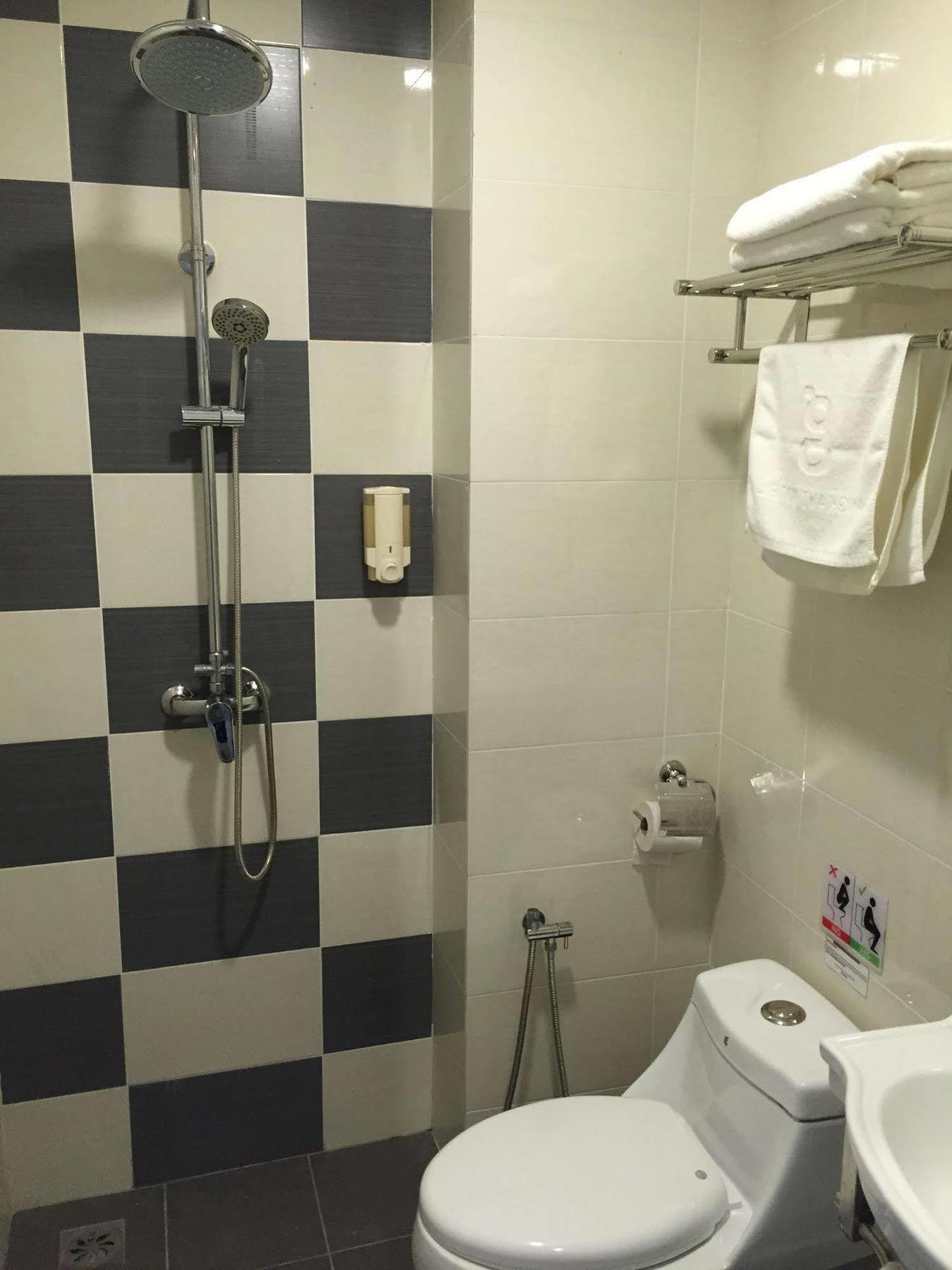 G Langkawi Motel Kuah Bagian luar foto
