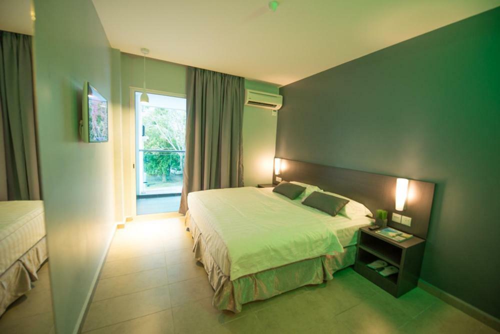 G Langkawi Motel Kuah Bagian luar foto
